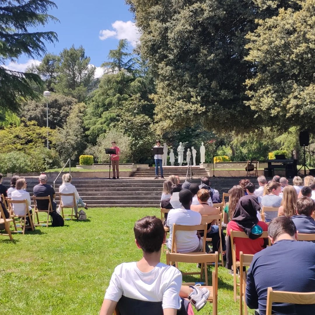 Acte literari musical escola casa nostra